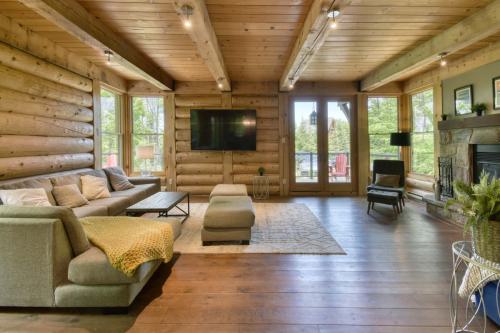 Salon chalet la Mancellière